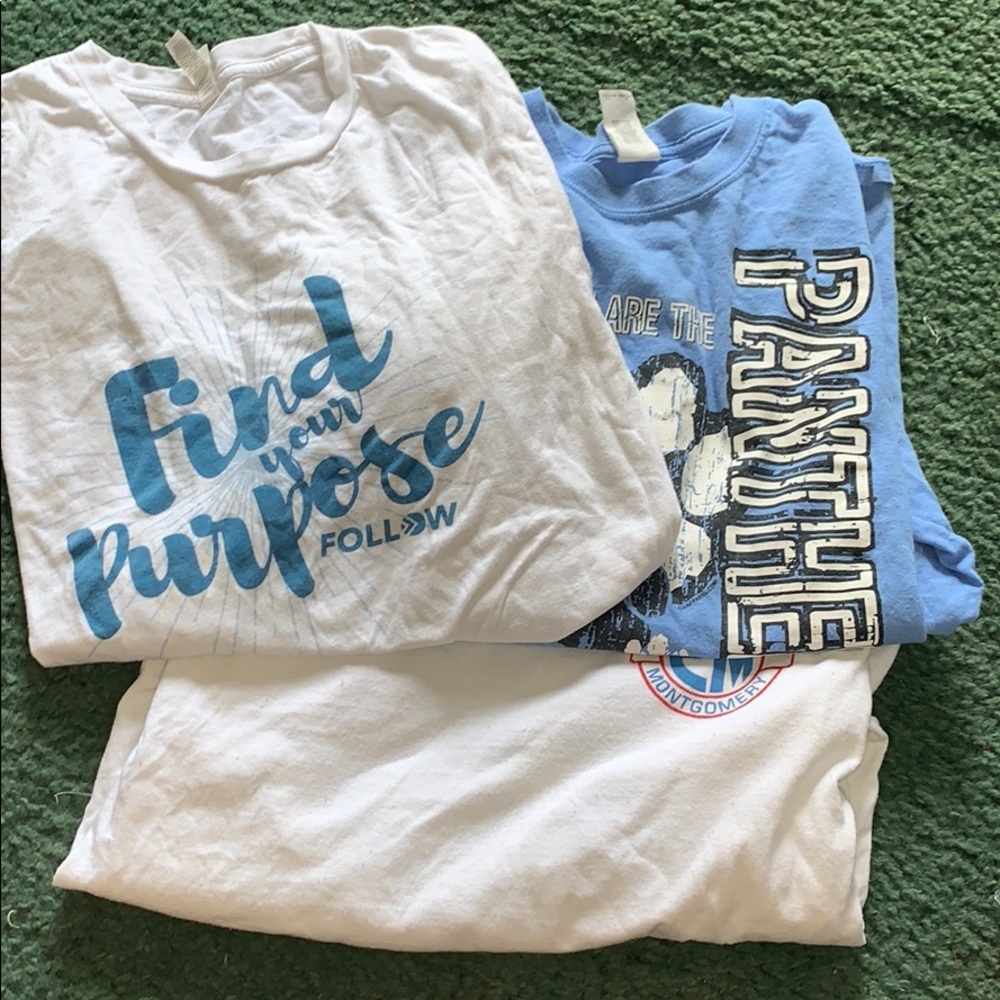 3 long sleeve T-shirts
